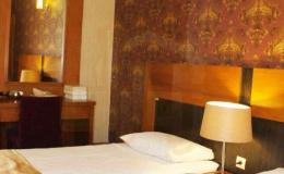 سوئیت سه تخته هتل سروش