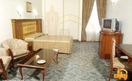 سوئیت رویال 5 نفره هتل پارسیان