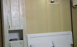 چهار تخت همراه یک کاناپ تخت خواب شو هتل عشاق الرضا چهار تخت همراه یک کاناپ تخت خواب شو هتل عشاق الرضا