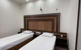 اتاق سینگل هتل میبد