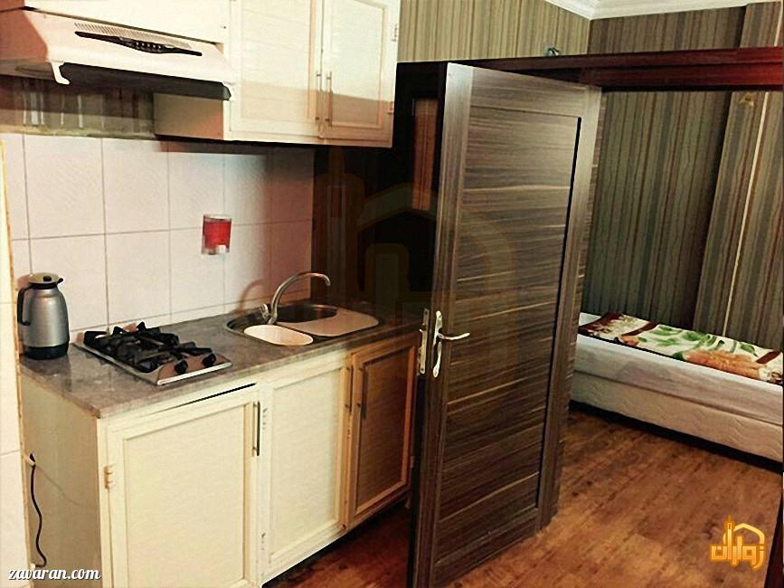 آشپزخانه داخل هتل آپارتمان درویش مشهد