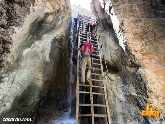 نردبان آبشار قره سو مشهد