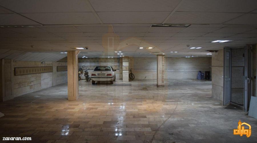 پارکینگ هتل شاکر مشهد