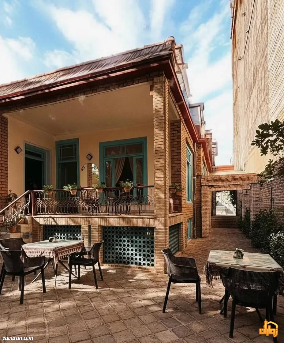 ۳ کافیشاپ نوستالژی مشهد که شما را به گذشته میبرند ۳ کافیشاپ نوستالژی مشهد که شما را به گذشته میبرند