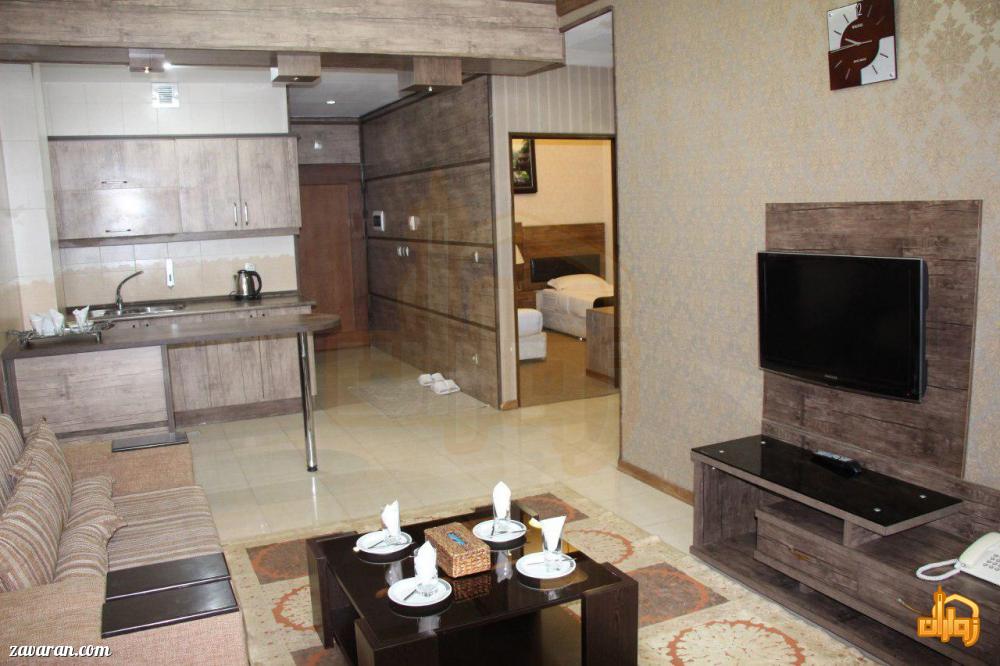 رزرو اتاق خواب دار در هتل چهارباغ مشهد