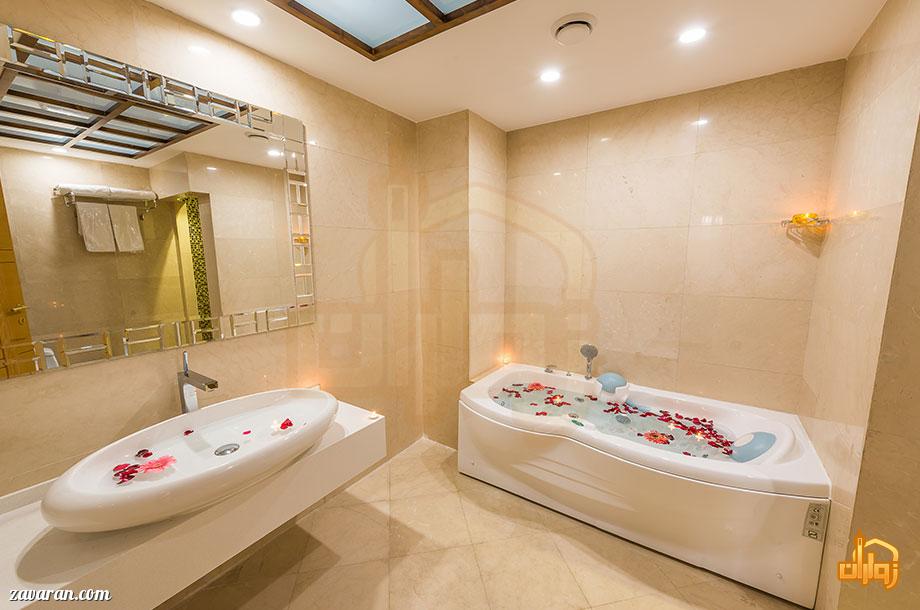 سرویس بهداشتی اتاق ویژه هتل آپارتمان آرمان مشهد