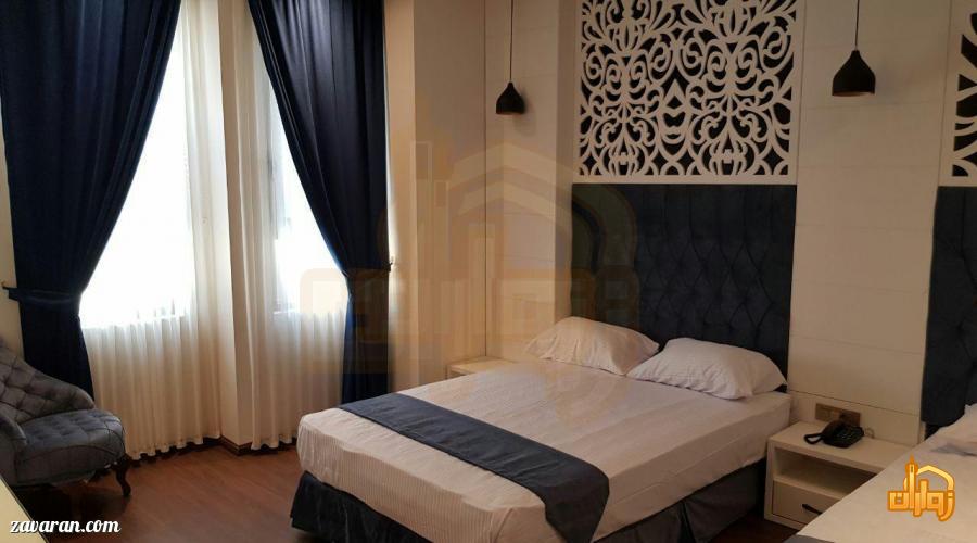 اتاق نورگیر هتل نسیم مشهد