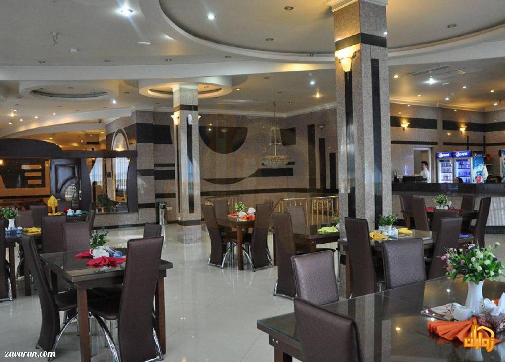 رستوران هتل هلیا مشهد