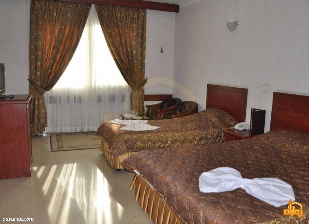 رزرو اتاق سه تخته هتل هلیا مشهد