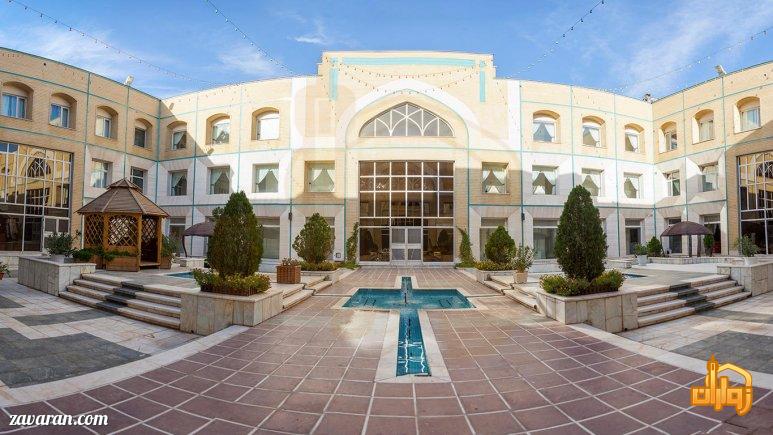 تاریخچه هتل قصرالضیافه مشهد