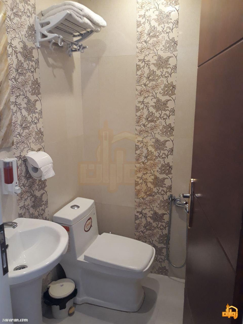 سرویس بهداشتی اتاق هتل ساعت مشهد