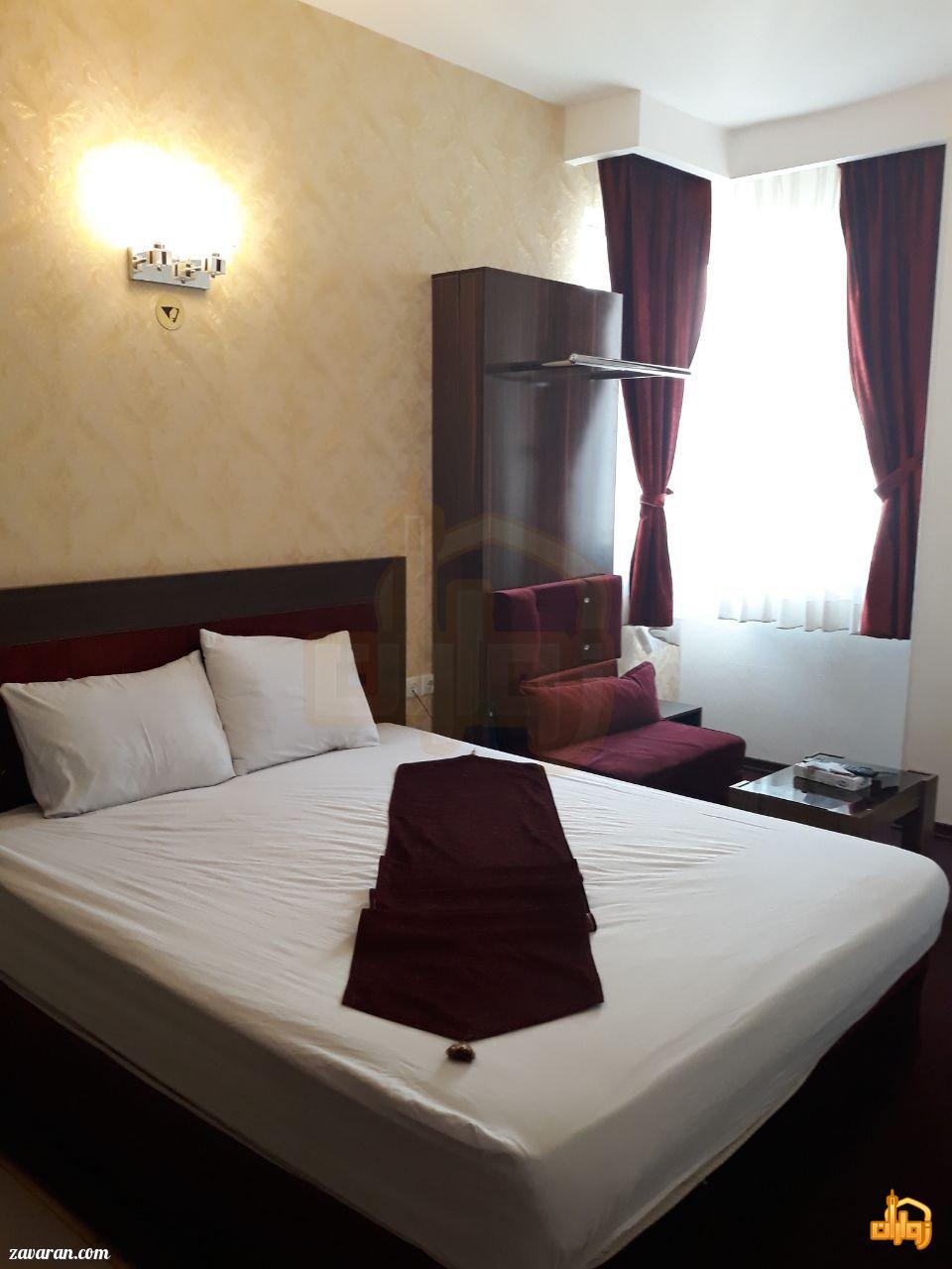 رزرو اتاق دو تخته هتل ساعت مشهد