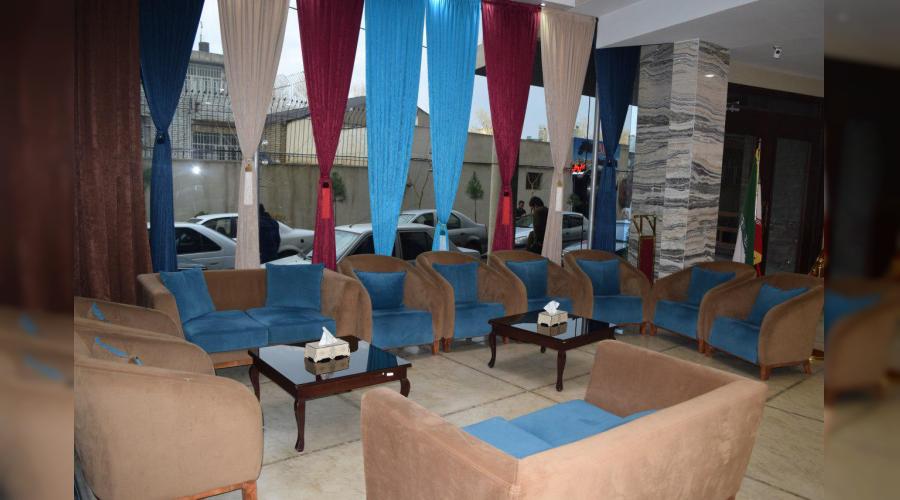 هتل دو ستاره شاکر