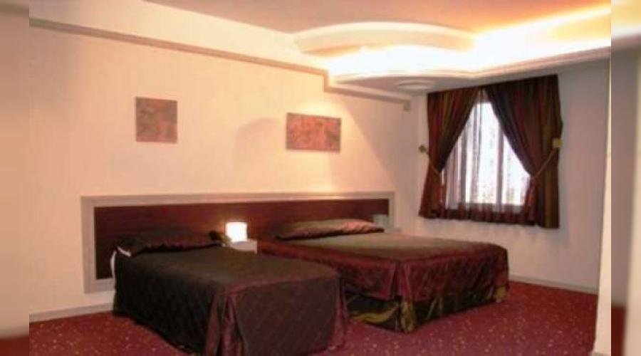 هتل چهار ستاره فانوس دریا