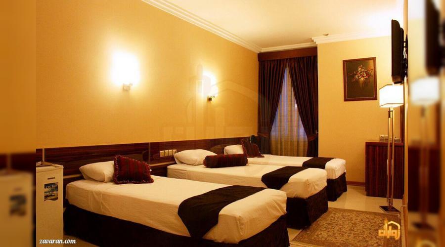 هتل سه ستاره منجی